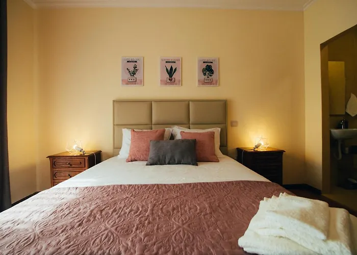 Pedras Salgadas Apartment アパート ペドラス・サルガダス